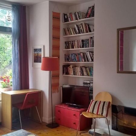 Homey, Warm & Welcoming Room. ロンドン エクステリア 写真